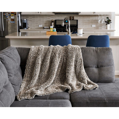 Pet Parents Pet Blanket Large Chocolate - Poudre Pet & Feed Supply 4