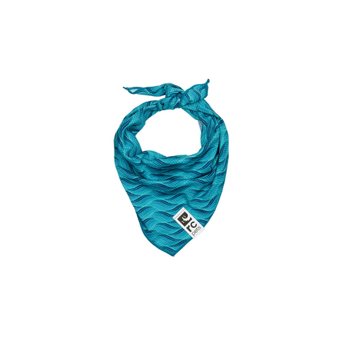 RC PETS Dog Zephyr Cooling Bandana, Waves, M/L, 15" - 25" - Poudre Pet and Feed Supply