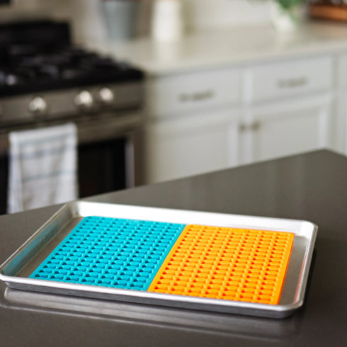 Messy Mutts Silicone Bake & Freeze Dog Treat Maker - 2 Pack - Orange & Blue