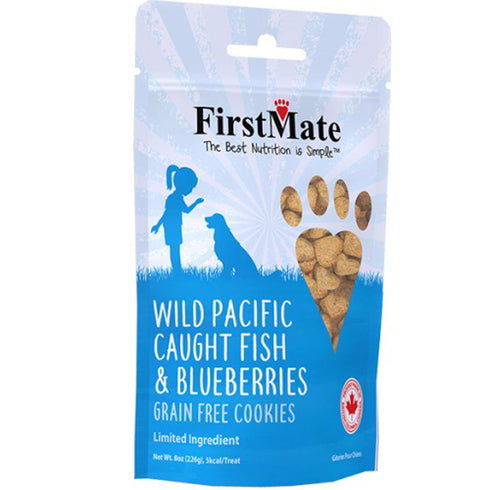 First Mate Wild Pacific Caught Fish & Blueberries Dog Treats 10lb - Poudre Pet and Feed Supply