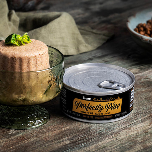Fromm PurrSnickety Wet Cat Food - Turkey Pâté - 5.5oz Can