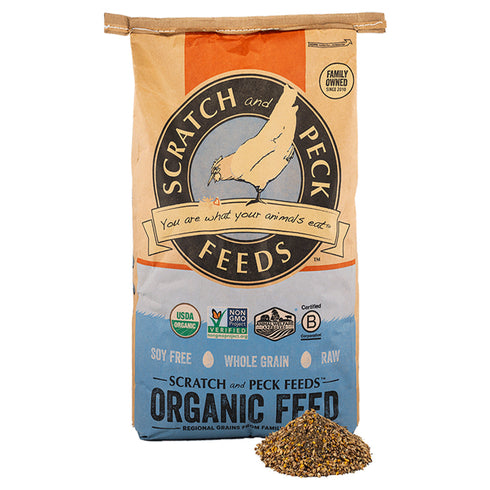 Scratch and Peck Naturally Free Organic Layer Feed 18% For Chickens & Ducks, 40lb - Poudre Pet and Feed Supply